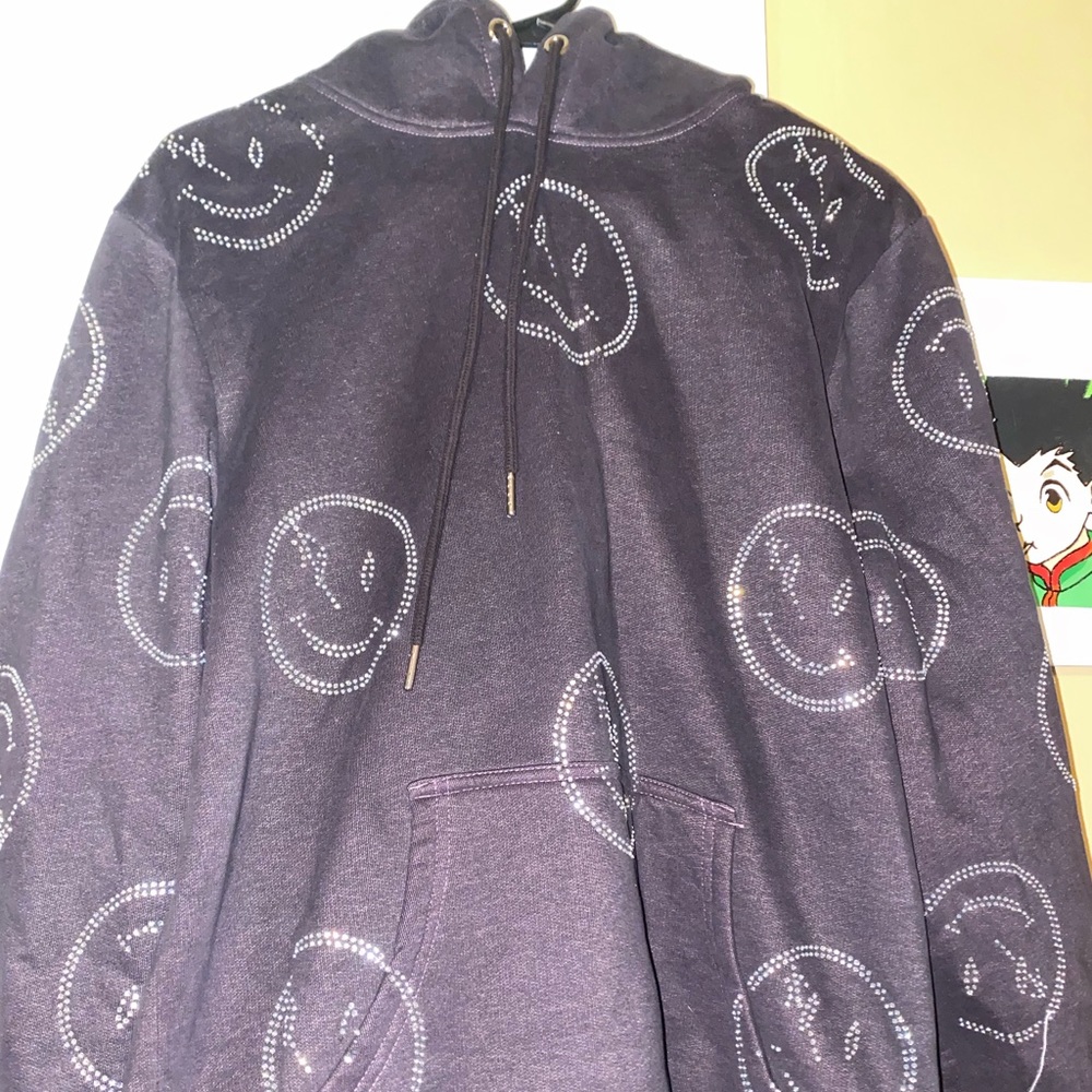 Retrovert smiley hoodie